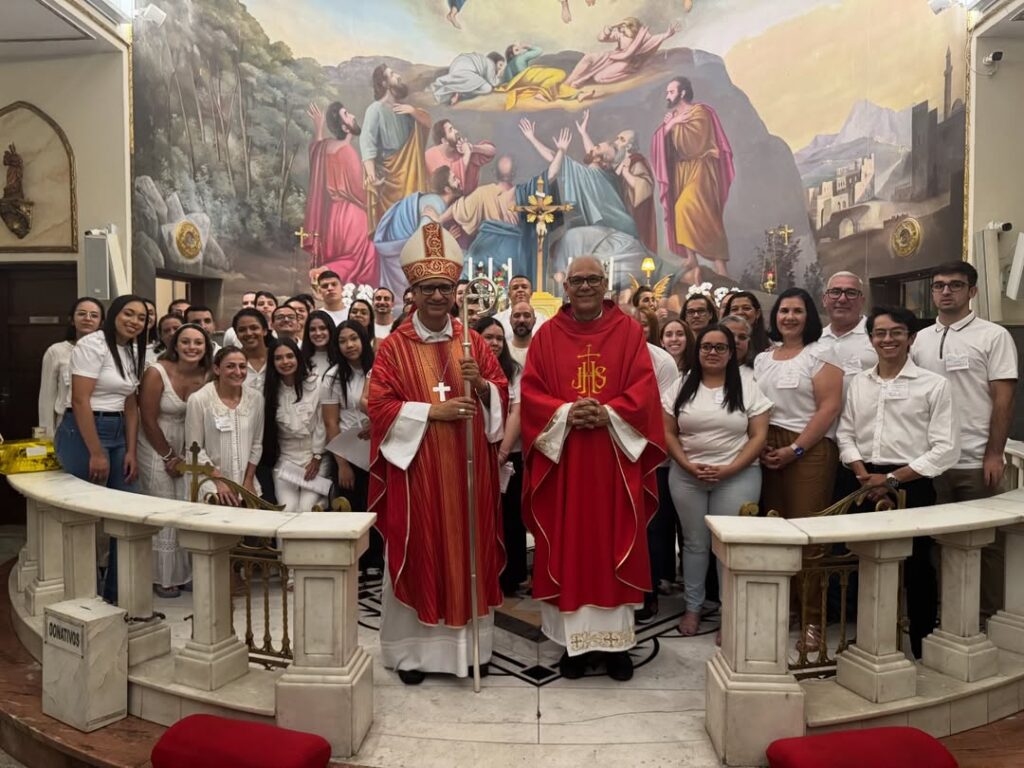 Dom Rogério participa de formação da CF, preside Crismas e dá posse a padres na Região Sé - Jornal O São Paulo