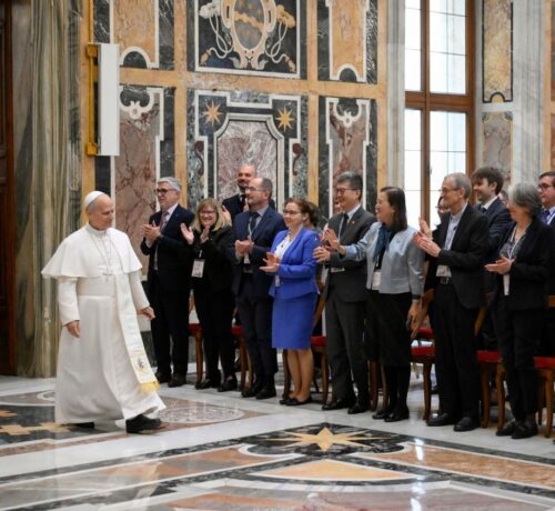 Defesa da dignidade humana está no centro das reflexões de Leão XIV