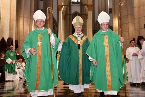 ‘Um presente de Deus’, diz Dom Odilo ao dar posse aos novos bispos auxiliares