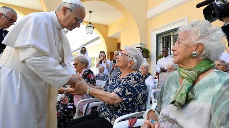 ‘Eu nunca te esquecerei’, tema do VI Dia Mundial dos Avós e dos Idosos - Jornal O São Paulo