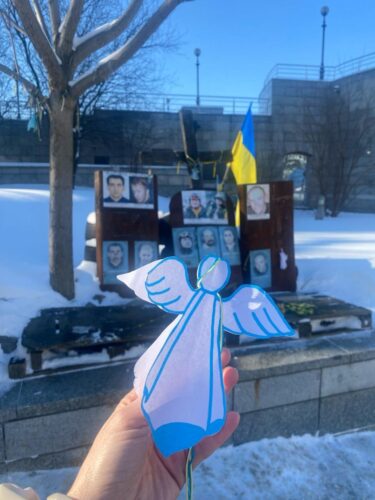 ‘Calem as armas! Cessem os bombardeios!’, apela Leão XIV no 4º ano da guerra na Ucrânia