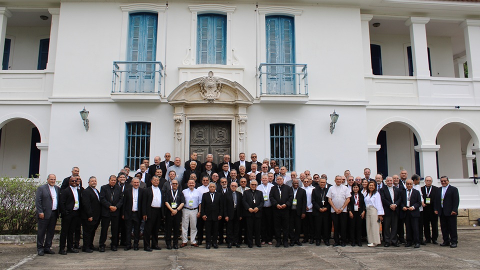 Em mensagem, Celam renova compromisso ‘com uma Igreja misericordiosa, sinodal e em saída’ - Jornal O São Paulo